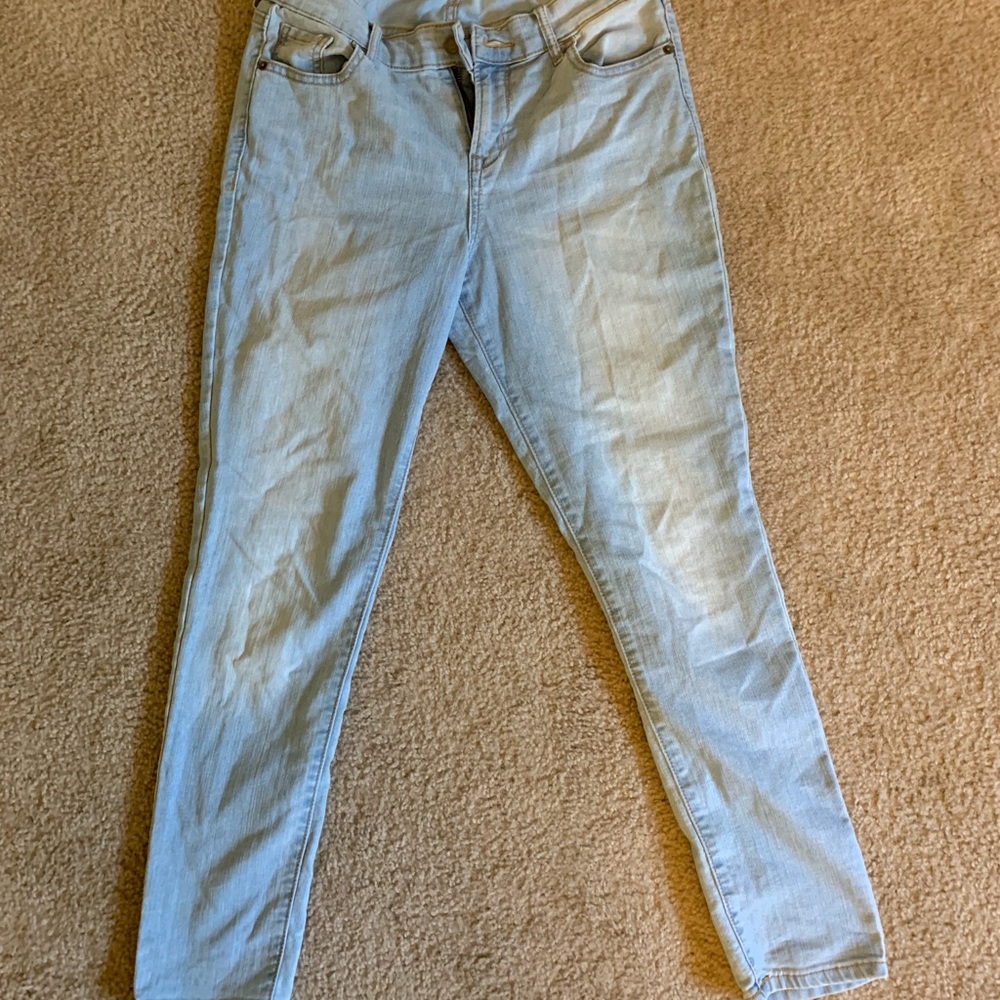 Skinny Light Wash Jeans.